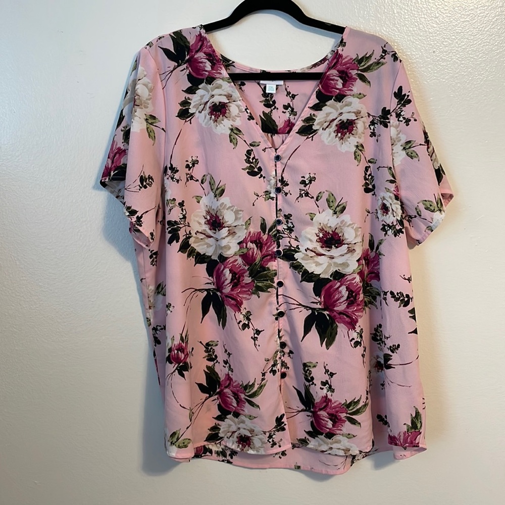 NWOT lularoe 🦄 pink floral shannah top